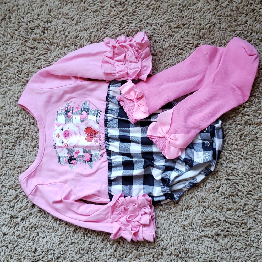 Marie Nicole long sleeve Valentine romper with pig